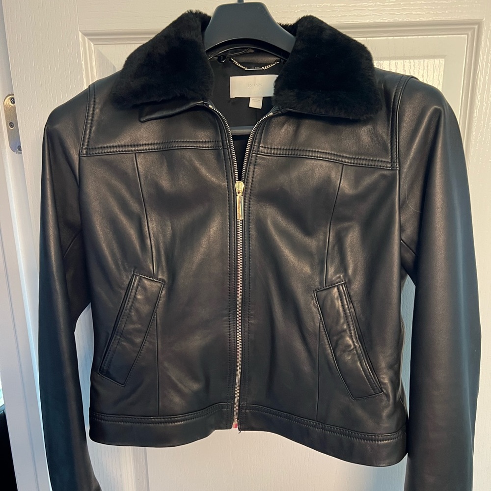 Black leather Hugo boss women’s jacket with fur collar